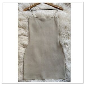 Aritzia Babaton Sculpt Knit Dress Matte Pearl Size Small